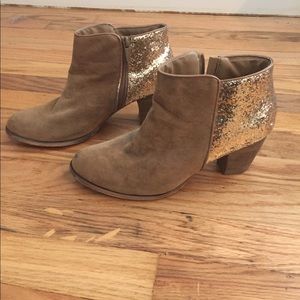 Wanted glitter back boots sz  9