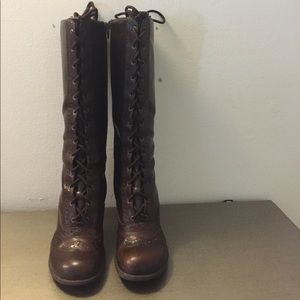 Mudd lace up boots