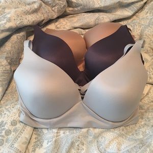 3 VS lightly lined plunge bras 36 DD