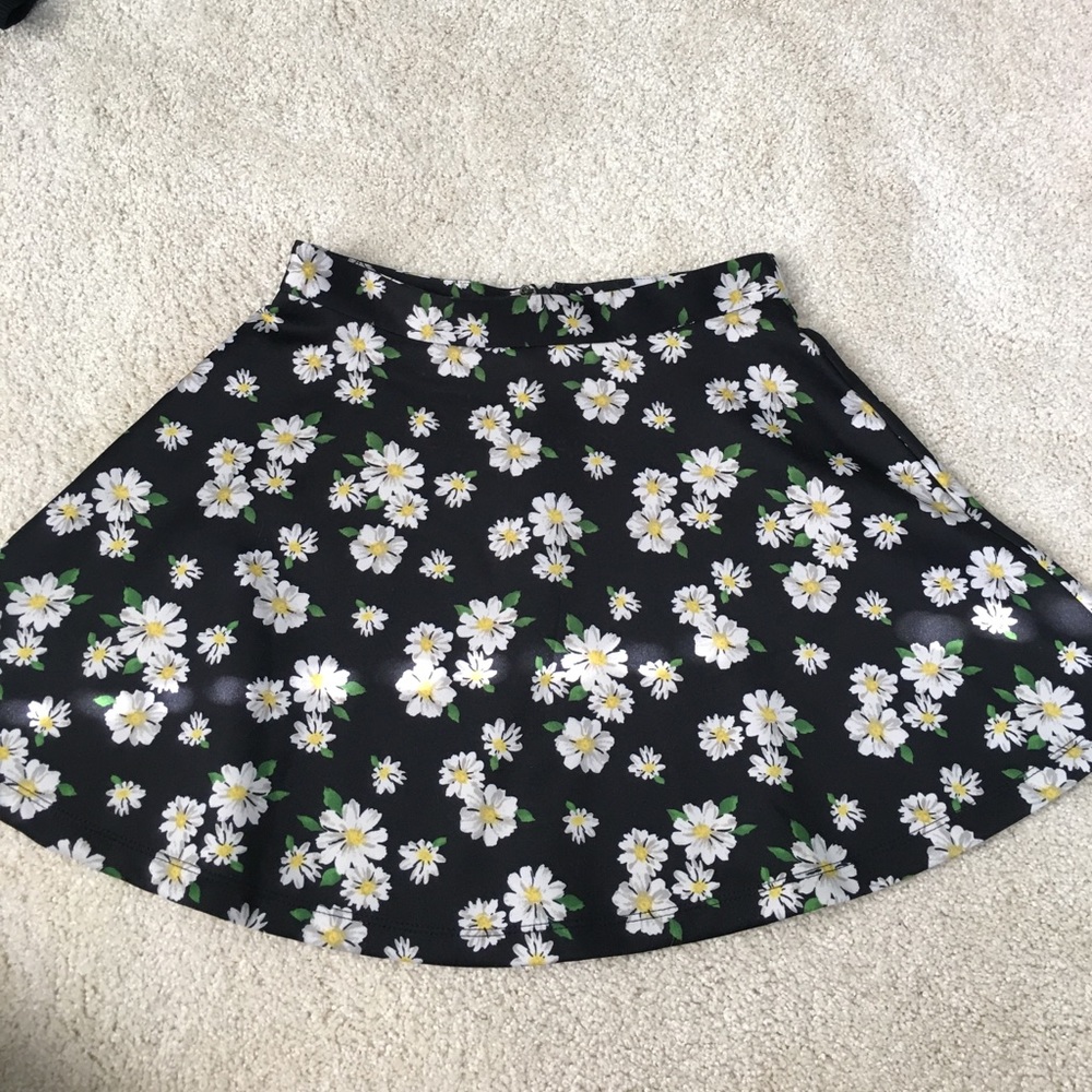 daisy skater skirt
