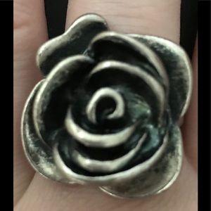 Sz 11 Flower Ring