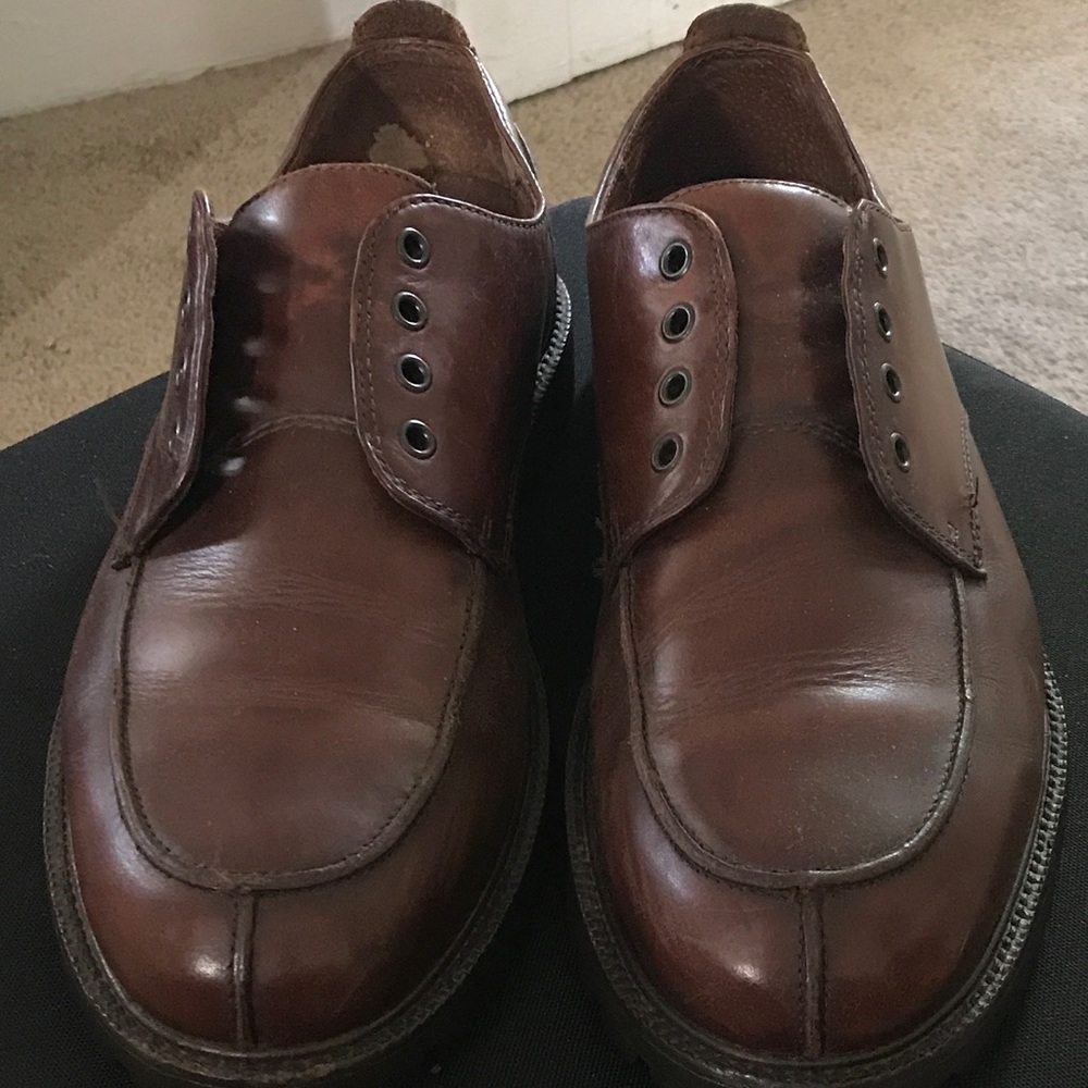 Brooks Brothers brown leather dress shoes