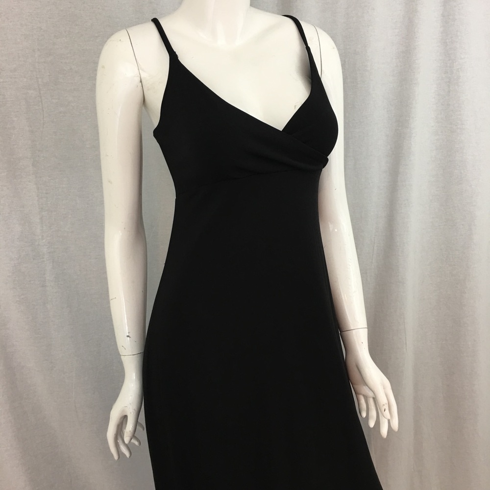 SOLD 🎒Large Gap Spaghetti Strap Maxi Slit Dress - Picture 5 of 8