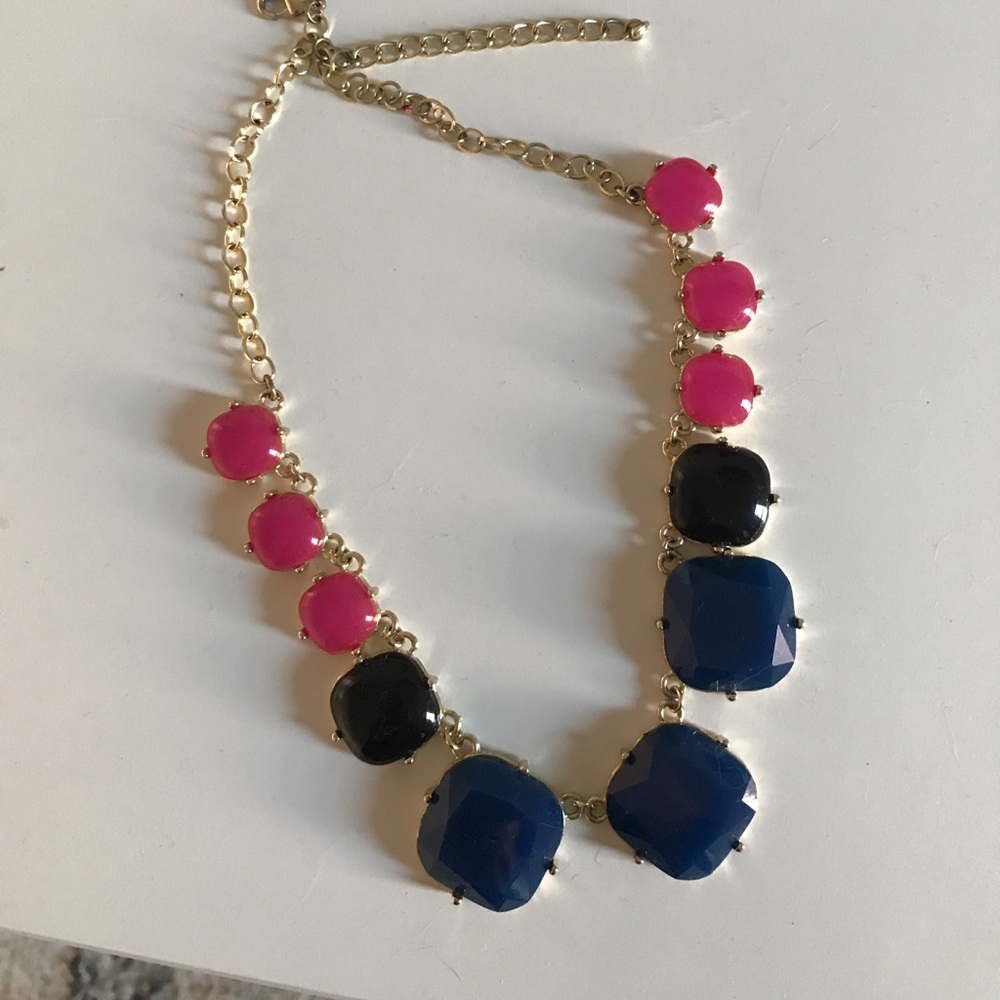 Statement necklace