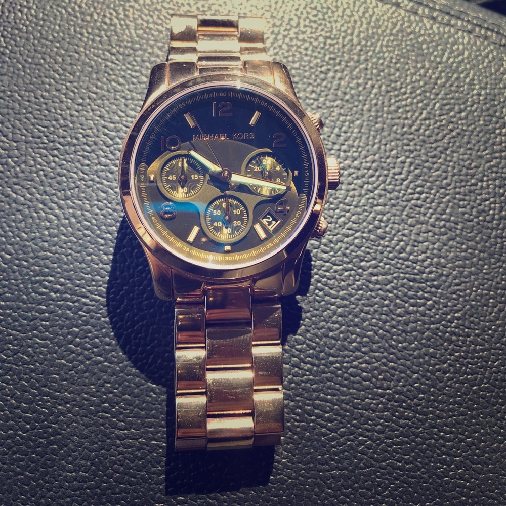 Michael Kors rose gold watch