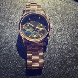 Michael Kors rose gold watch