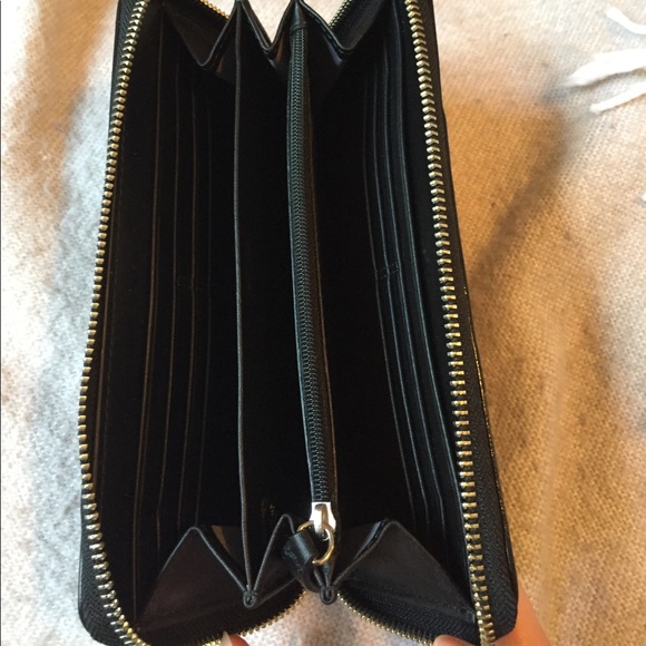 Coach signature zip around wallet. NWT - Picture 2 of 3