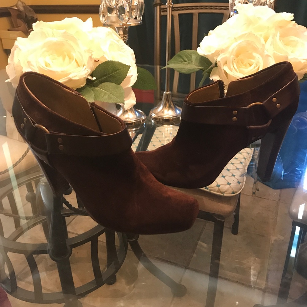 Jessica Simpson Brown Suede Booties