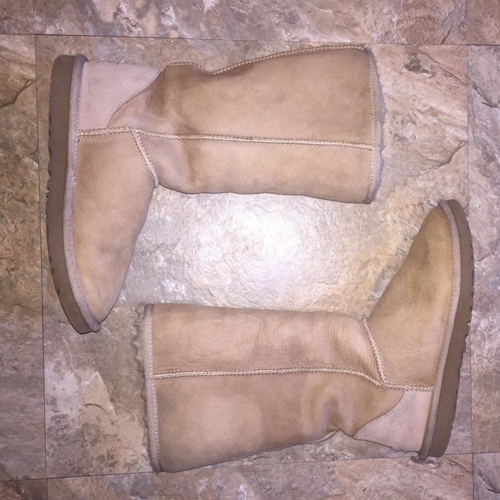 Classic tall uggs