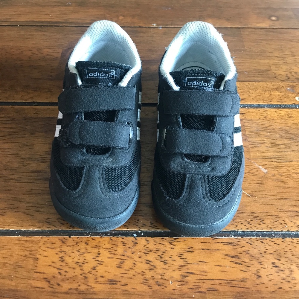 Toddler Adidas strap on shoes