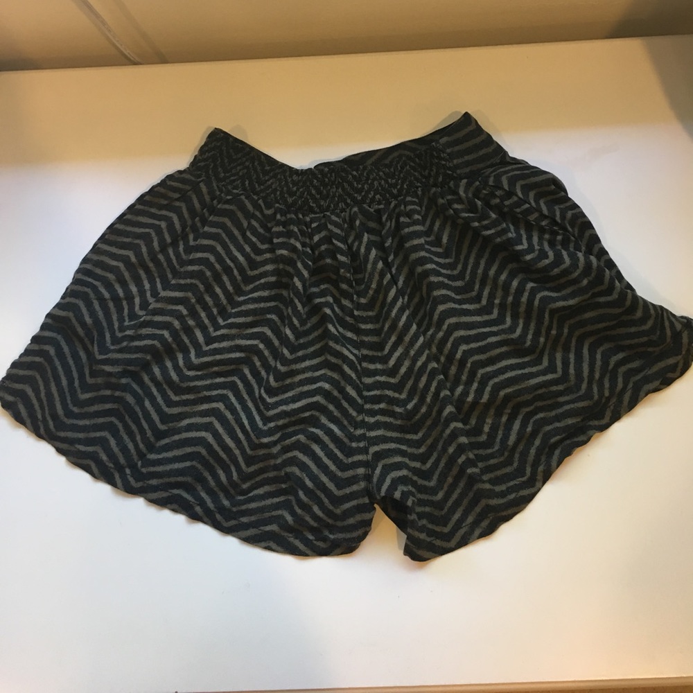 dark brown and tan flowey shorts