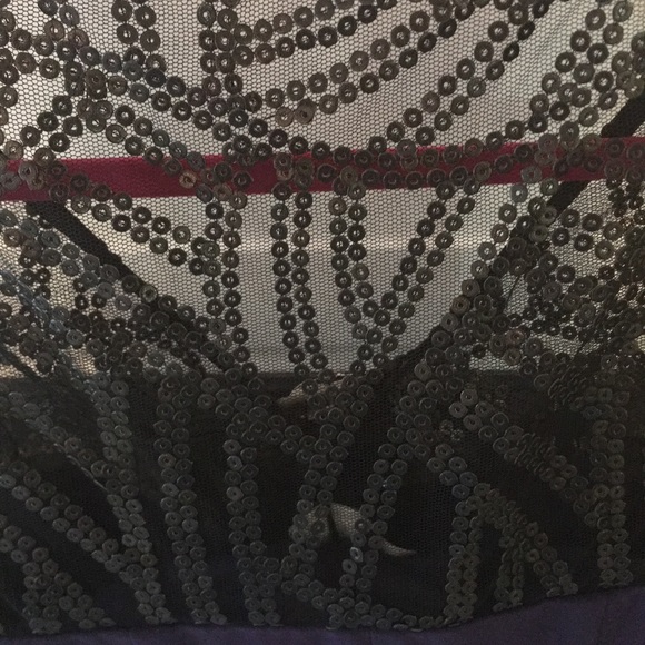 Black Halo Tatum cocktail dress - Picture 7 of 7