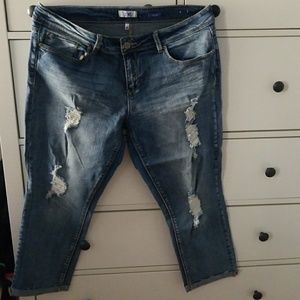 NWOT YMI Ripped Boyfriend Jeans