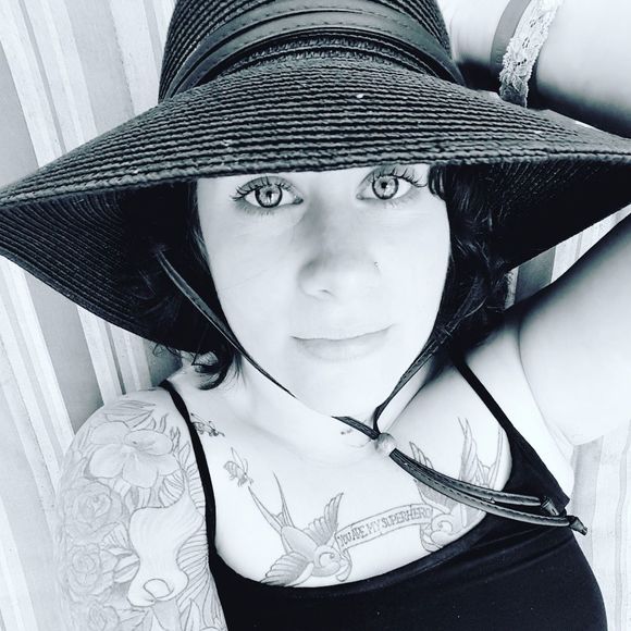 》Meet Me《 - Picture 2 of 8