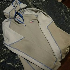Like new Polartec fleece Mountain Hardwear hoody