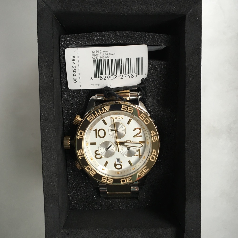 Brand new Nixon 42-20 chrono silv/gold watch