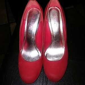 Size 10 Red Pump Size 10 Red Pump