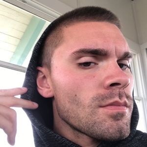 Meet your Posher, Bobby