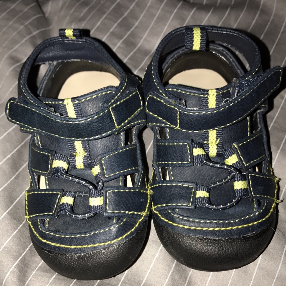 Toddler shoe sandal outdoor shoe
