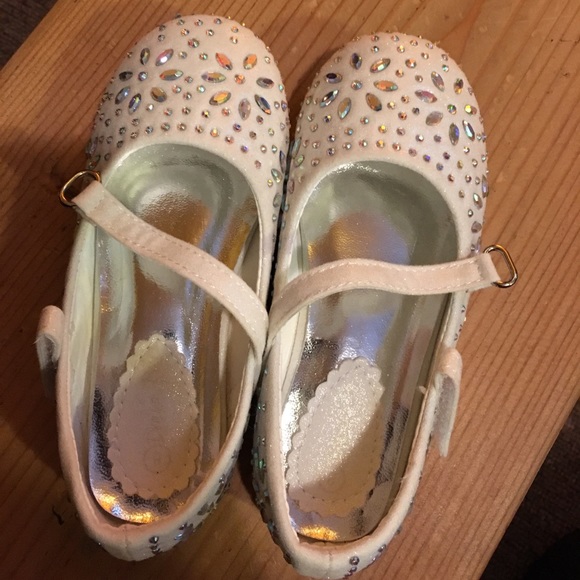 White rhinestone flats - Picture 4 of 4