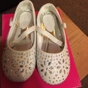 White rhinestone flats