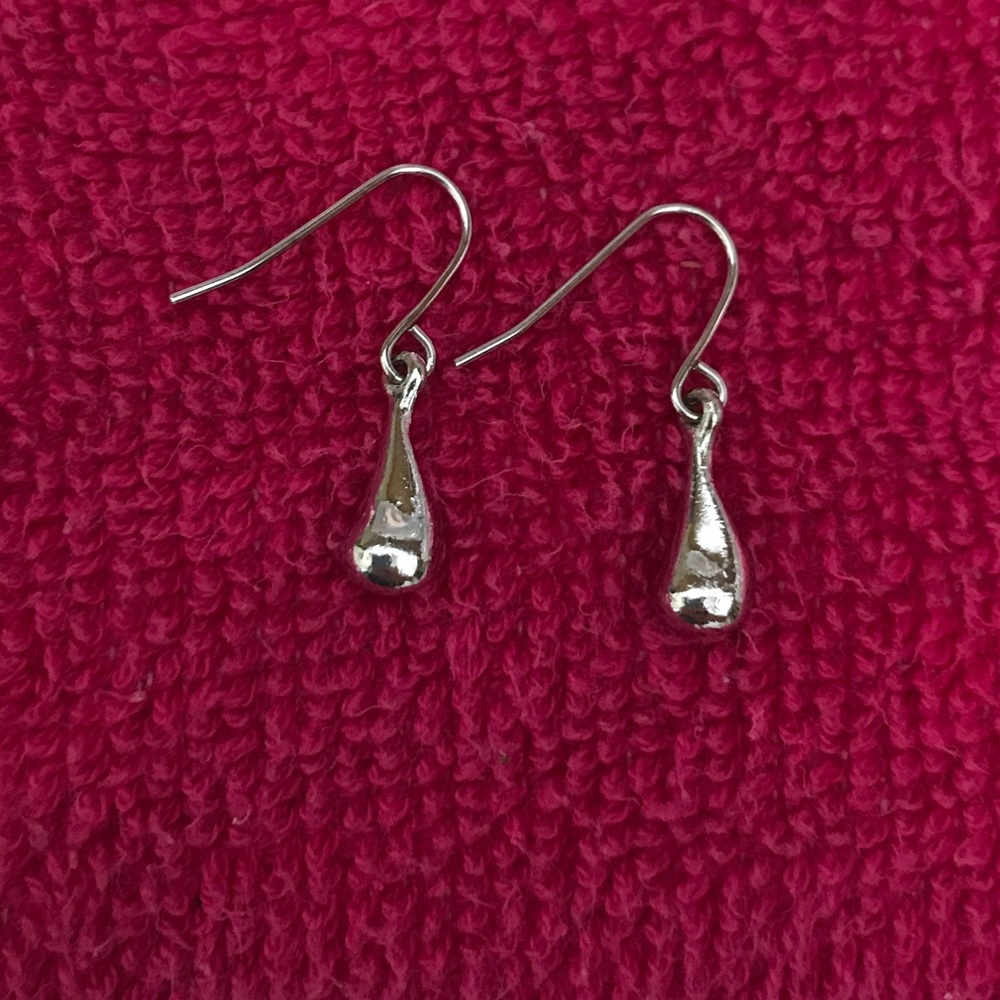Silver Tear Drop Earrings
