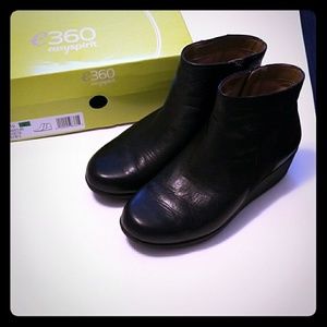 EasySpirit e360 Black Leather Ankle Wedge Boots