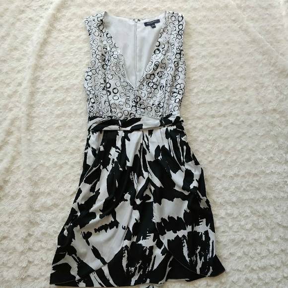 Banana Republic Dresses & Skirts - Banana Republic Black and White dress