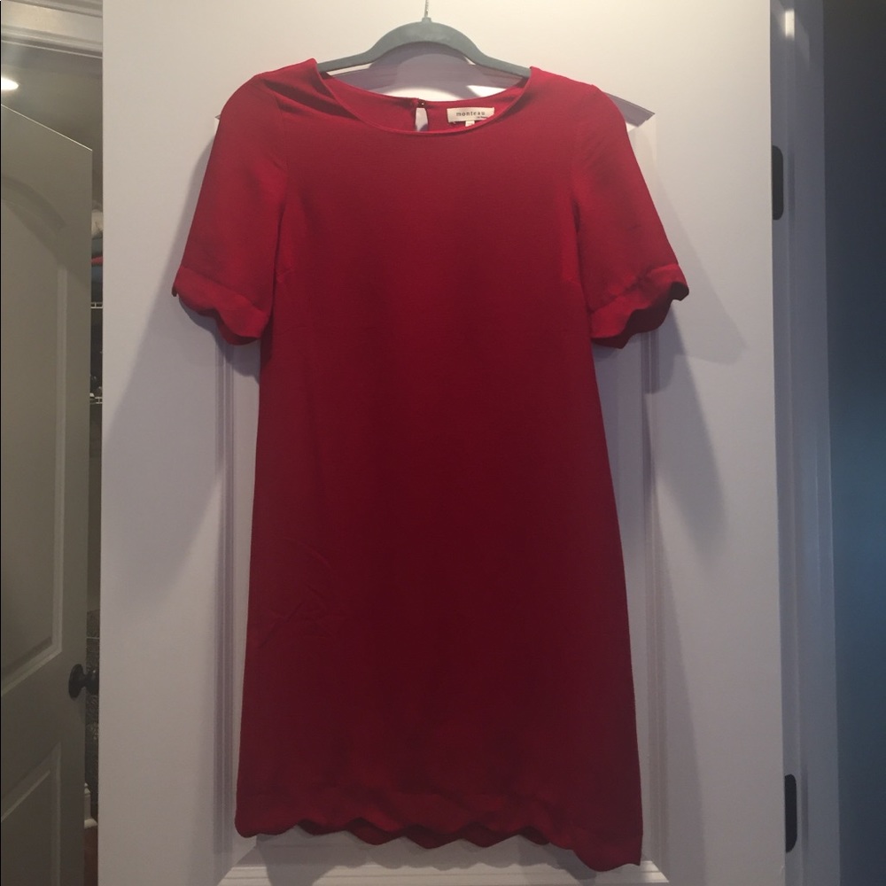 Monteau Size S Red Dress with scallop detail