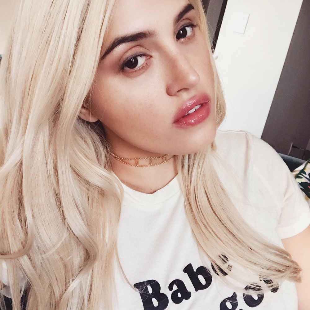 Meet your Posher, Jackeline