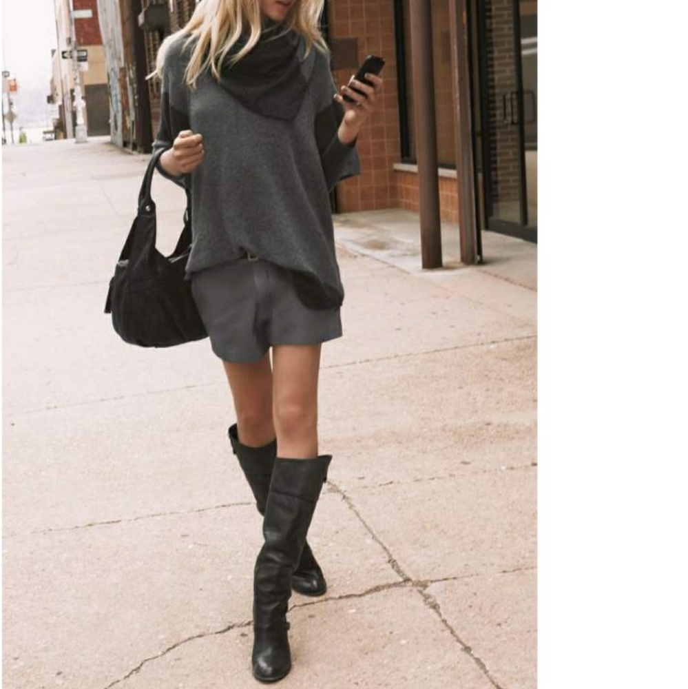 Joie denver 100% Leather shorts w pockets!