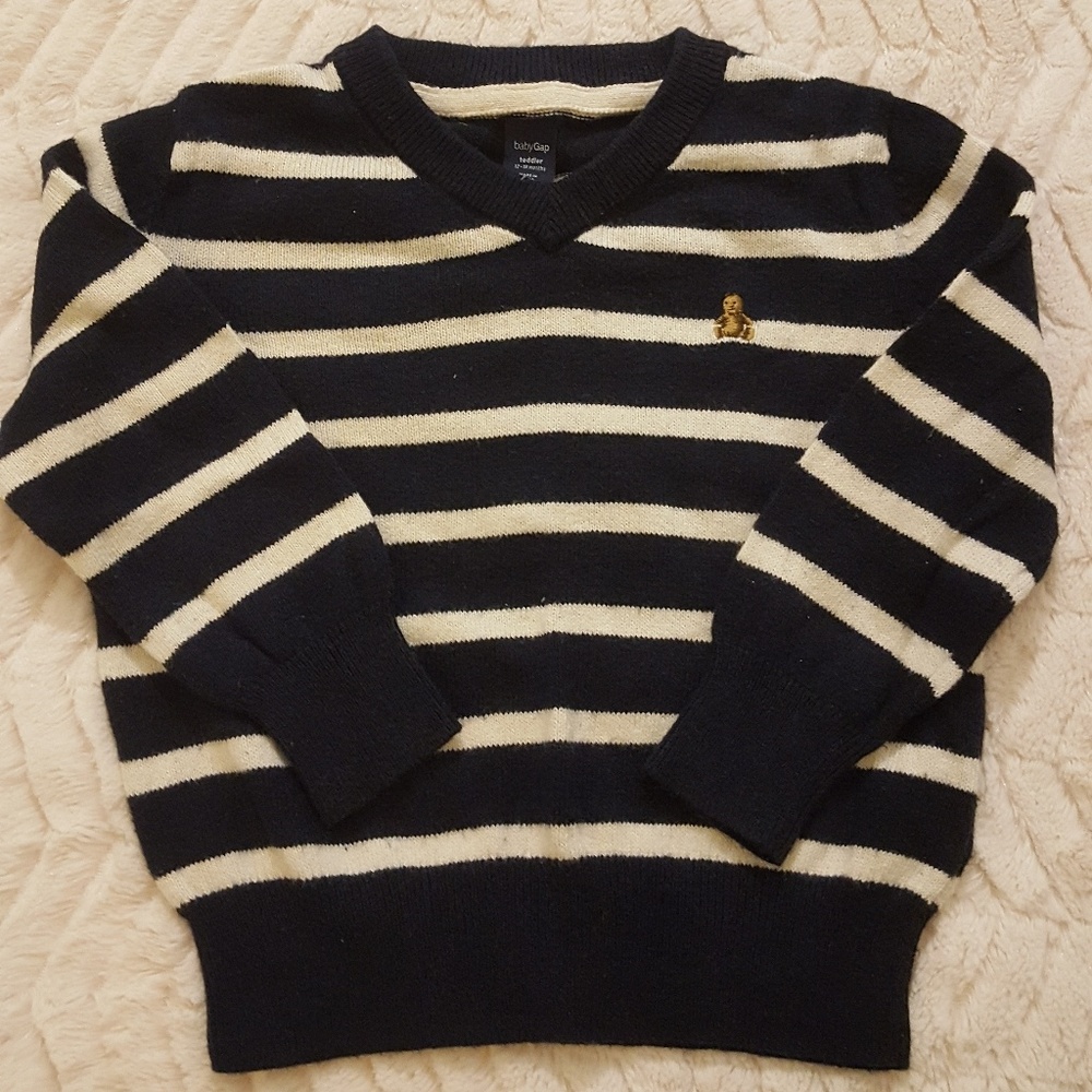 Baby gap boy v neck sweater