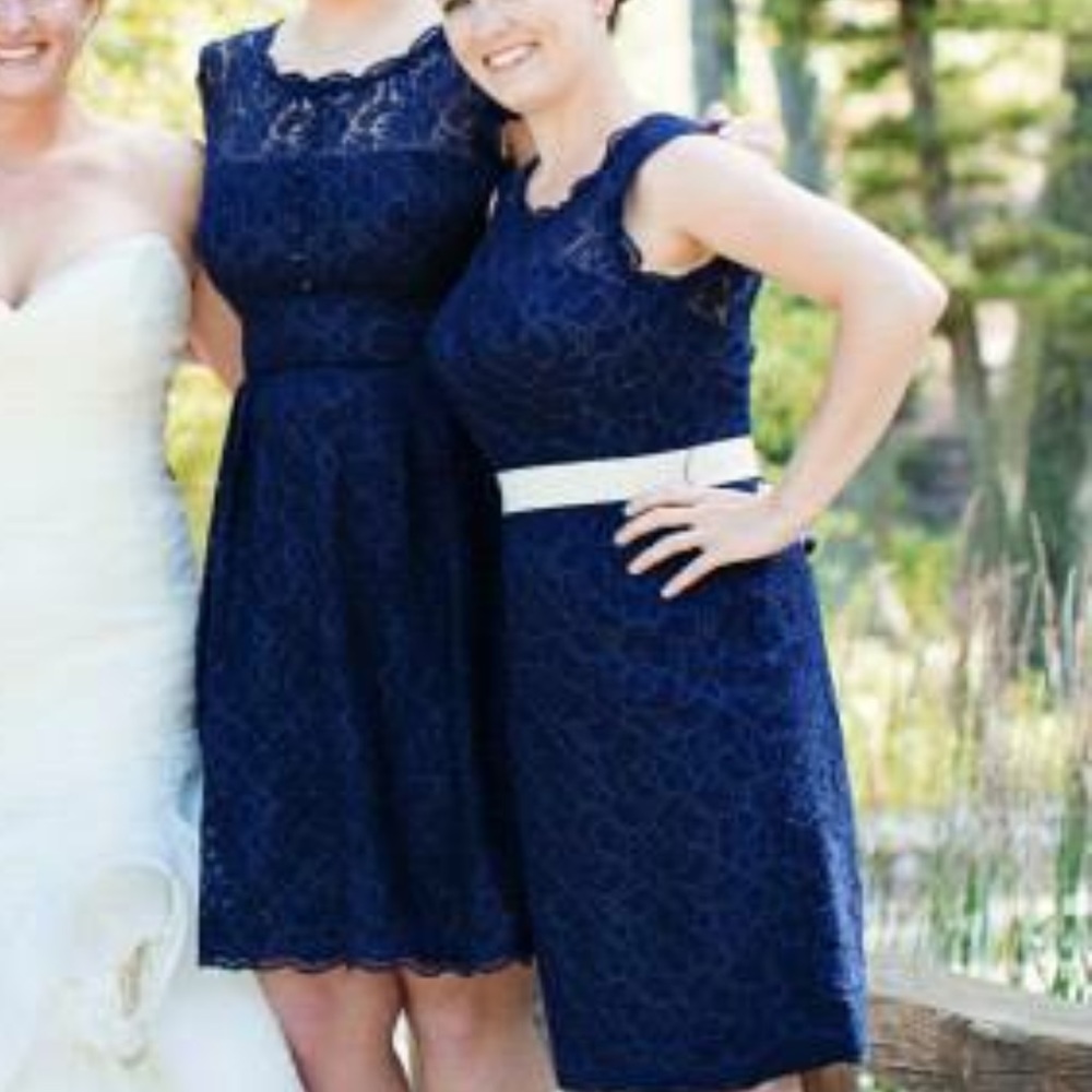Watters and watters navy blue lace dress
