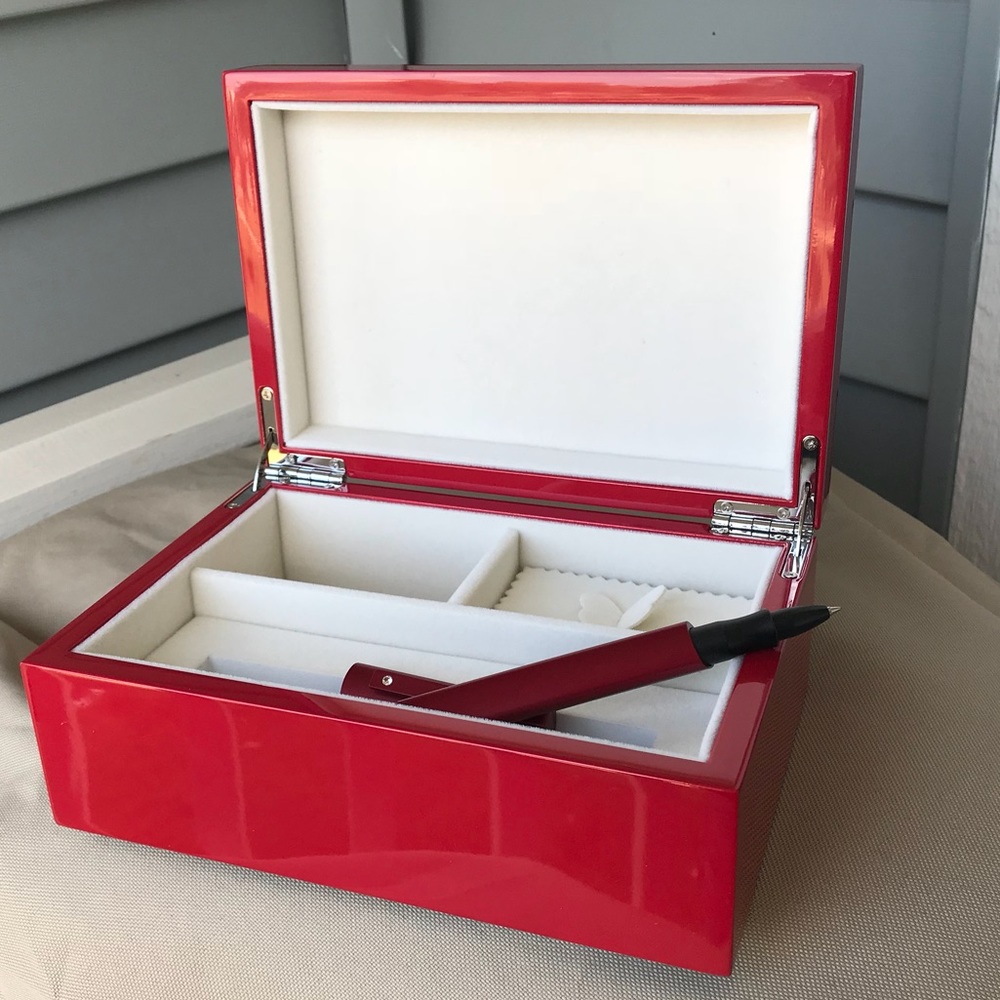 Red Jewelry And Notes Box. - Picture 8 of 8