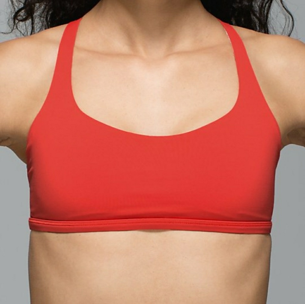 Lululemon Free to be Bra