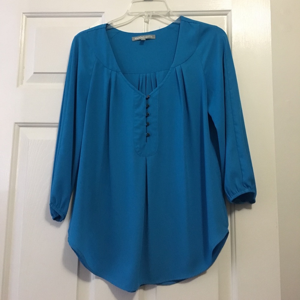 Daniel Rainn peacock blue blouse Medium Petite