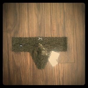 Gorgeous Gilly Hicks thong!