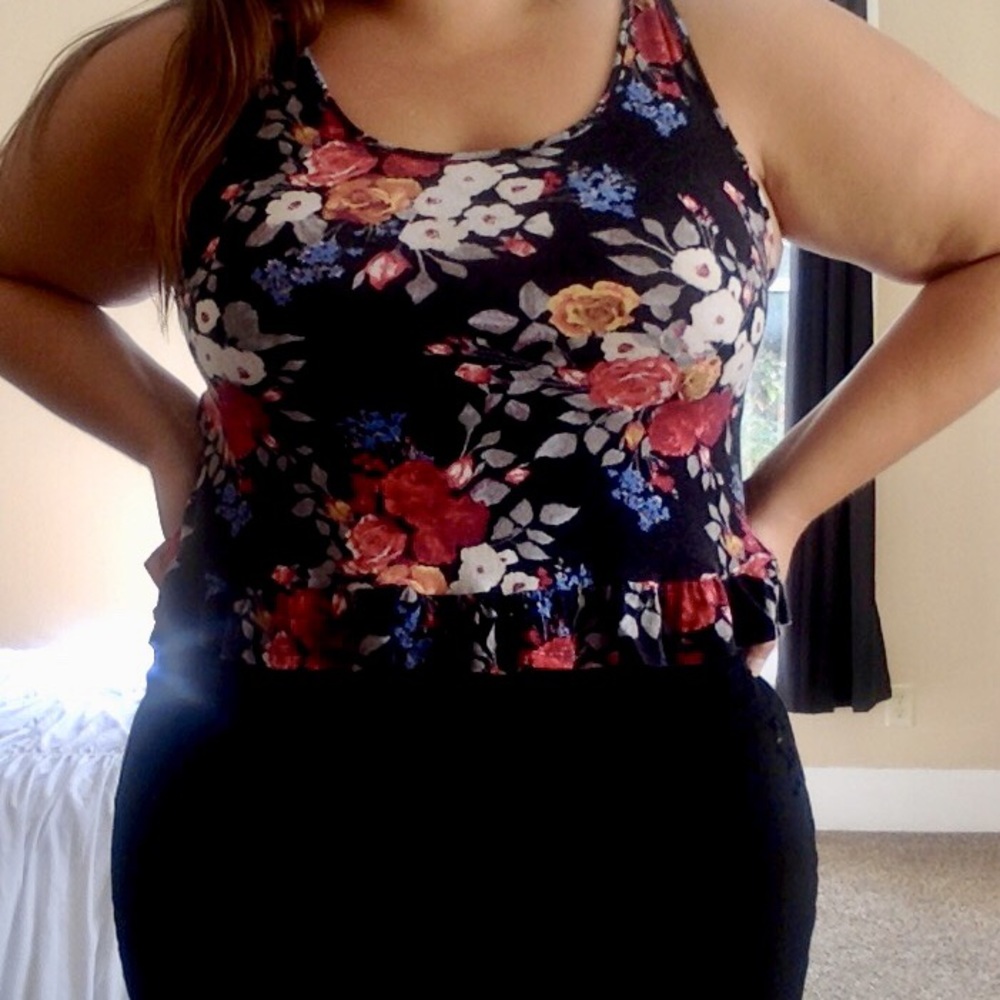 Forever 21 Floral Crop Top