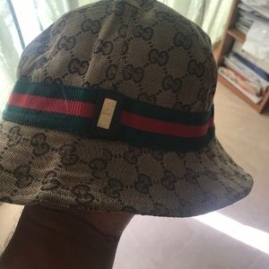 Gucci Bucket hat