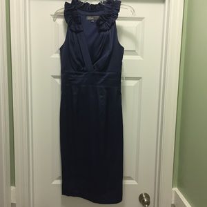 💛 Navy Form Fitting Dress