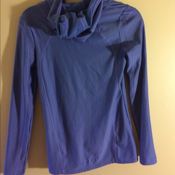 Under Armour cold gear medium hoodie - Picture 2 of 5