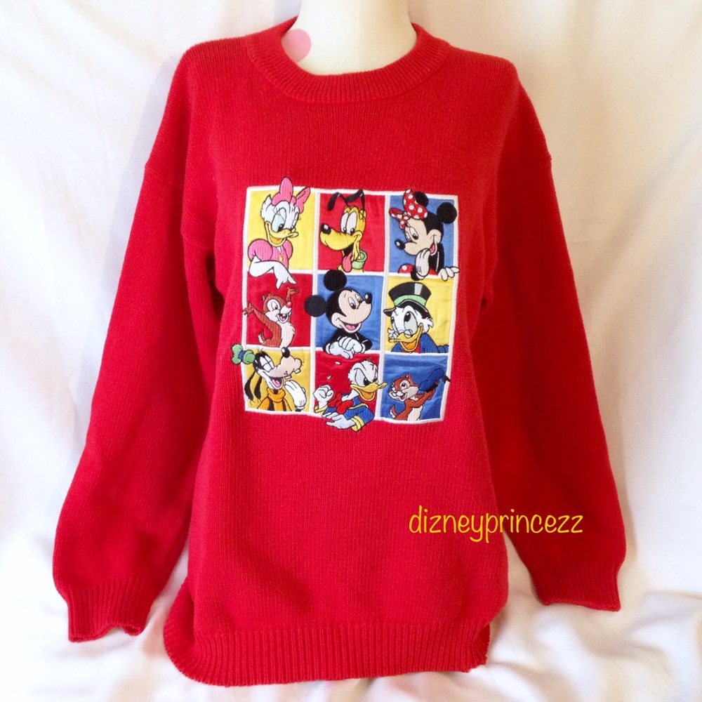 🎀 Rare Vintage Embroidered Disney Sweater