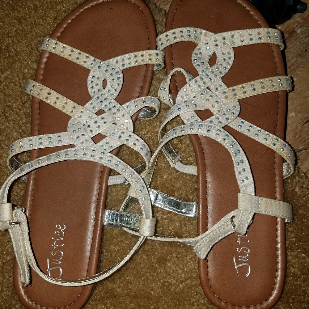 Justice sandals