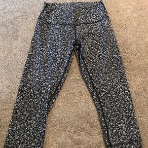 Lululemon high rise capris - size 10