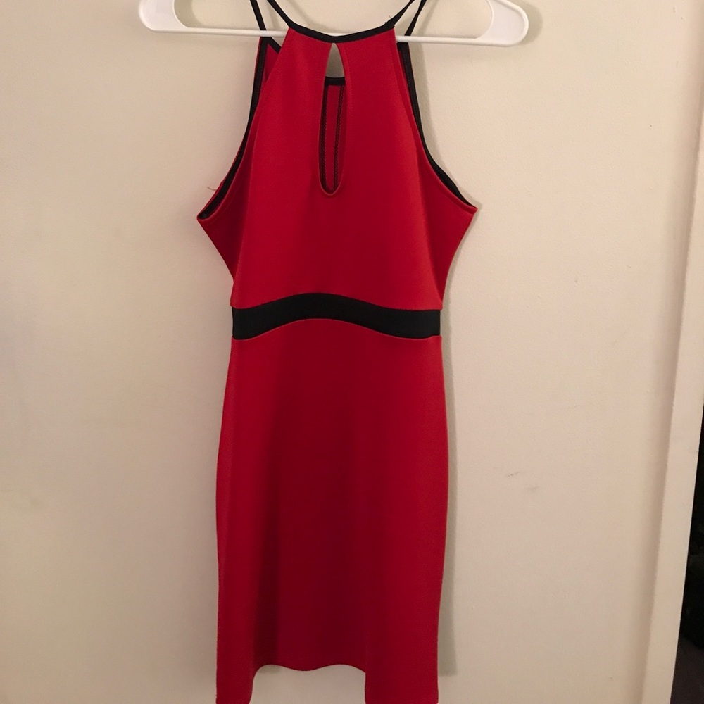 Dress - Picture 2 of 3