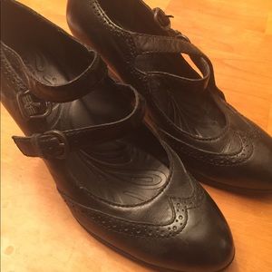 Born pumps size 9 Born pumps size 9