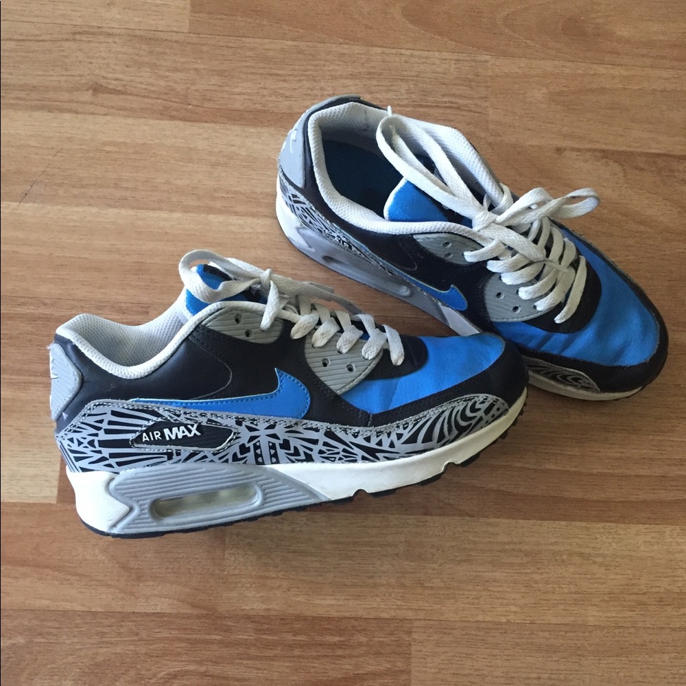 Boys Nike Air - Good Condition