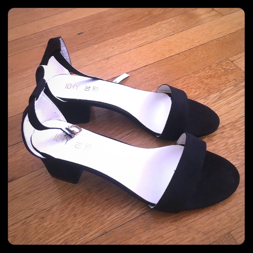 Black Faux Suede Sandals 8.5