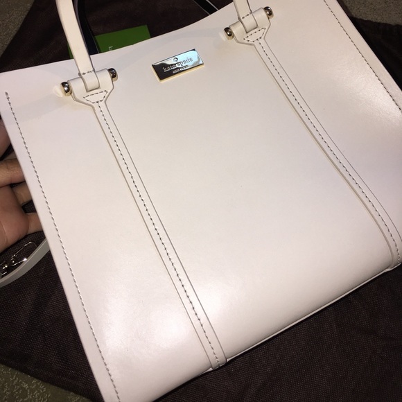 ❌❌SOLD❌❌Kate spade ♠️ Elodie bag - Picture 3 of 6