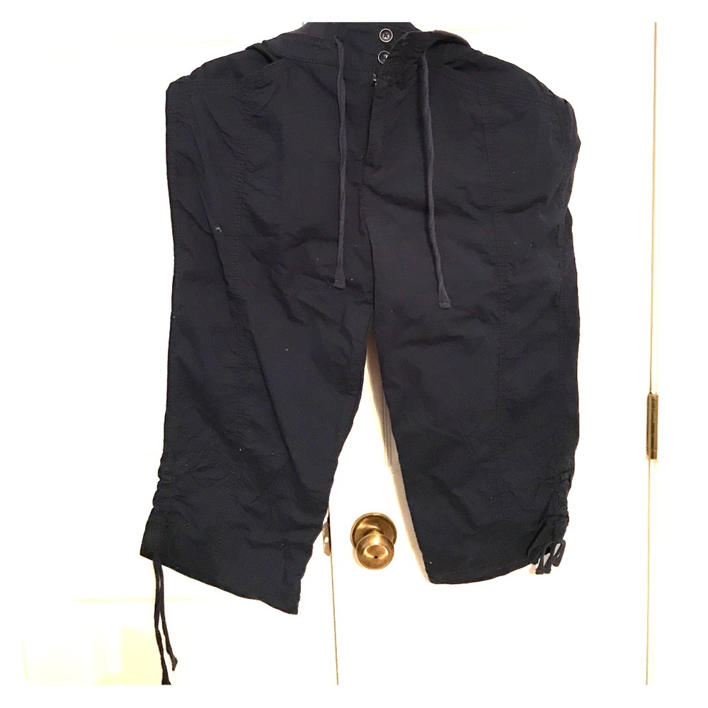 Navy cargo Capri pants